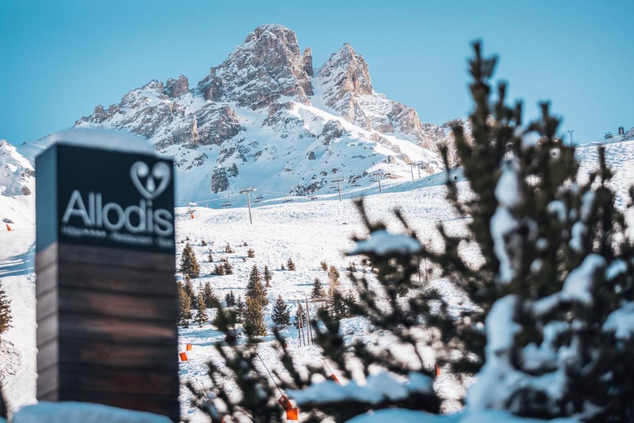 Hotel Allodis Meribel Exterior photo